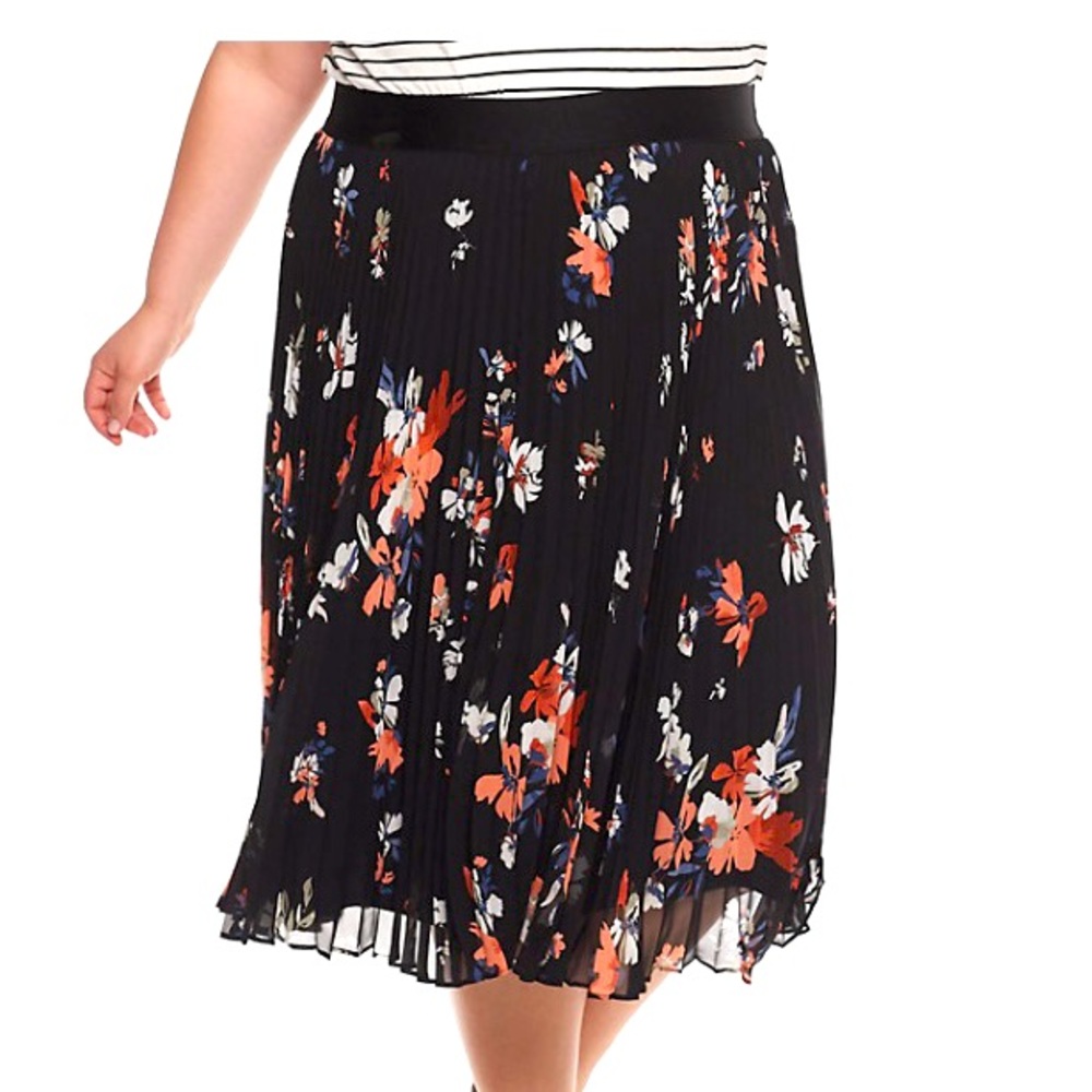 Evri Midi Skirt Black Floral 20W